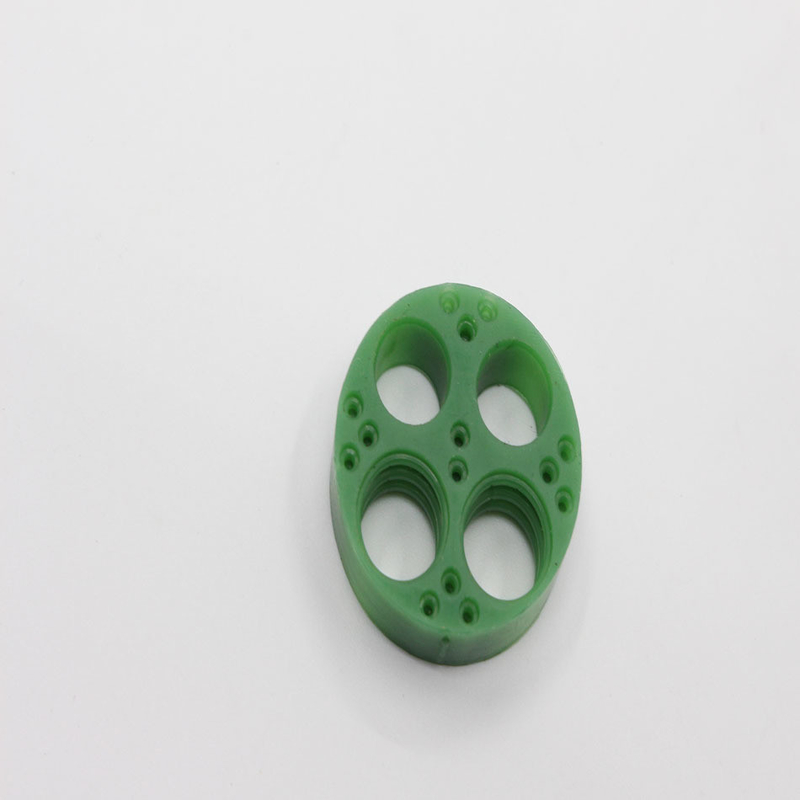 Op verzoek van de klant Multi-Pin draadconnectoren met drijvende afdichting en siliconen rubber afdichting