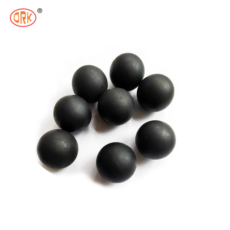 Zwarte uitstekende slijtvastheid EPDM/NBR/NR Rubber Products Balls for Pipe Seals