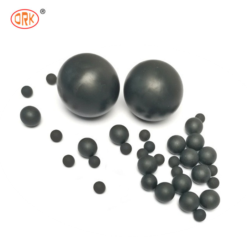 Zwarte uitstekende slijtvastheid EPDM/NBR/NR Rubber Products Balls for Pipe Seals
