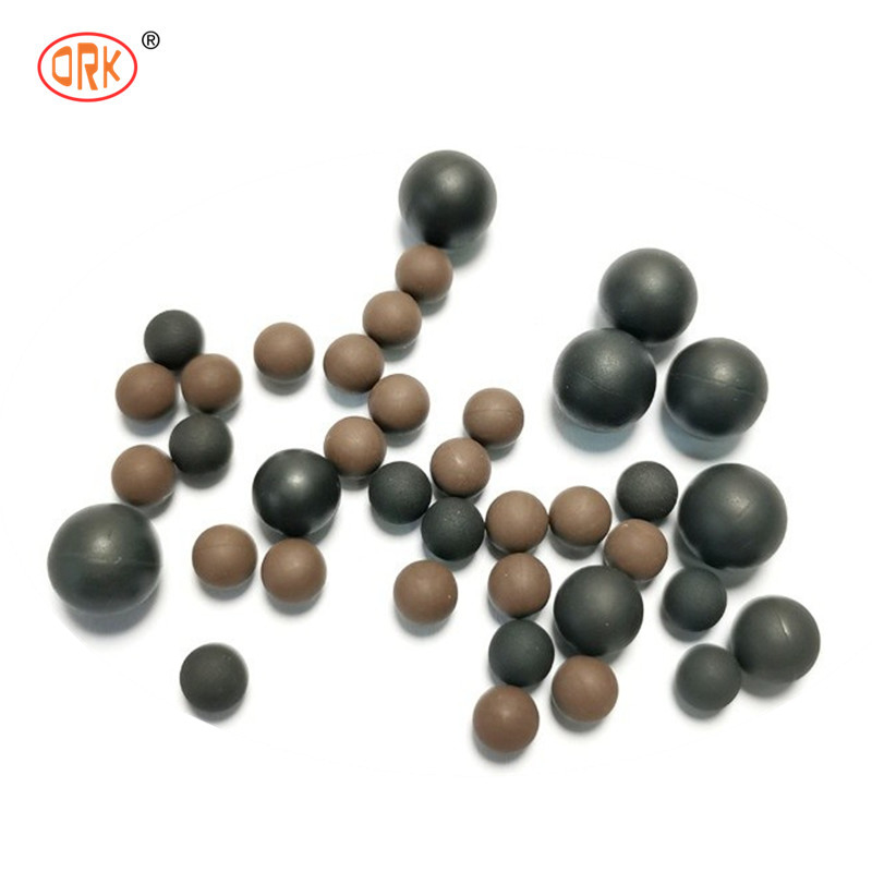 Zwarte uitstekende slijtvastheid EPDM/NBR/NR Rubber Products Balls for Pipe Seals
